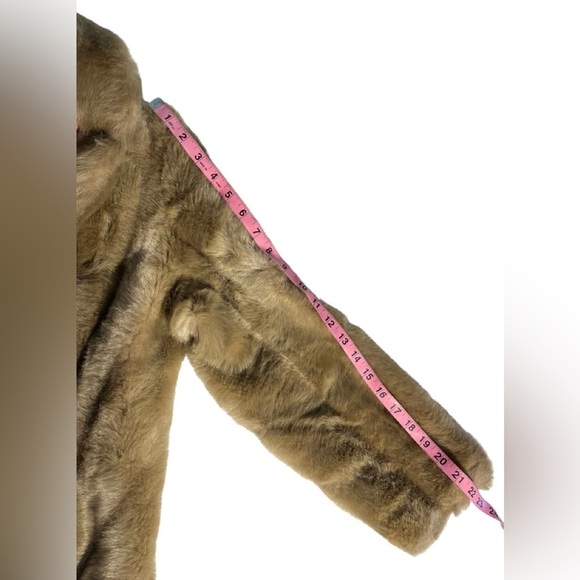 Royal Minke by Hillmoor Vintage faux fur Coat approximate size Medium EUC - Picture 10 of 16